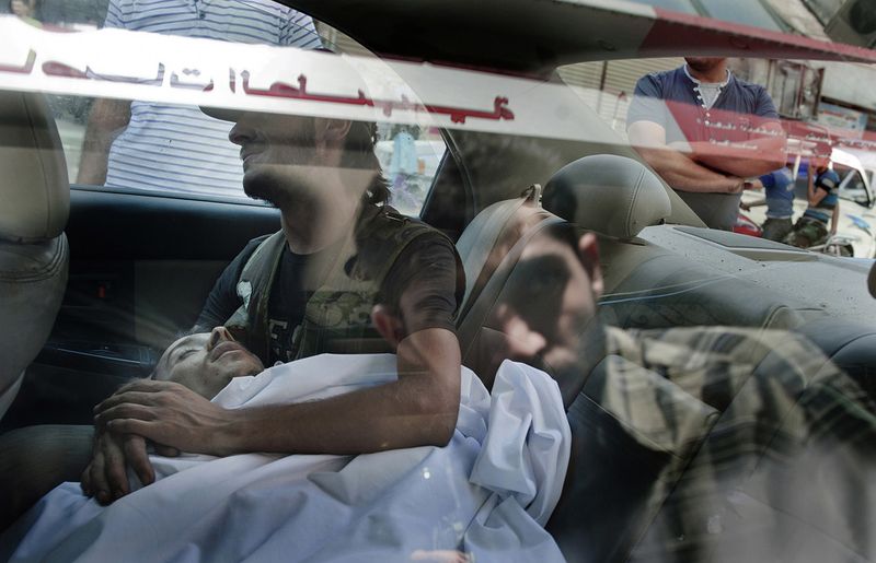 © Giulio Piscitelli - Image from the Syria: An orphan revolution photography project