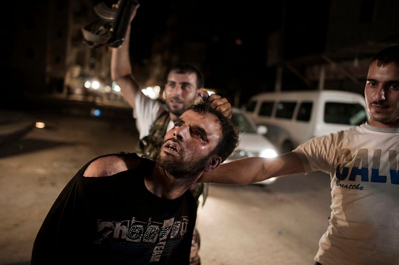 © Giulio Piscitelli - Image from the Syria: An orphan revolution photography project