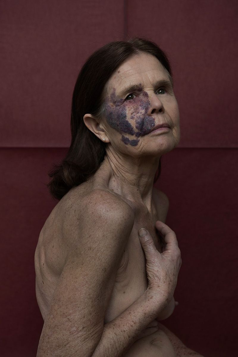 © Isabelle Chapuis - Image from the Praise of the living photography project