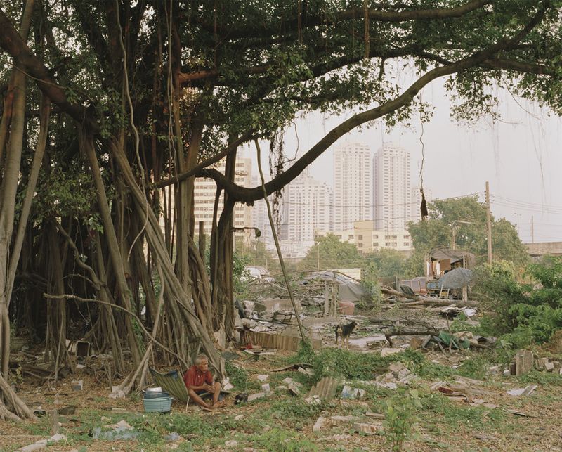 © Lek Kiatsirikajorn - Image from the Lost in Paradise photography project