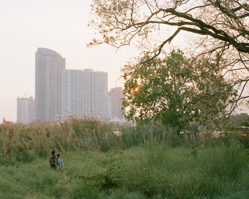 © Lek Kiatsirikajorn - Image from the Lost in Paradise photography project