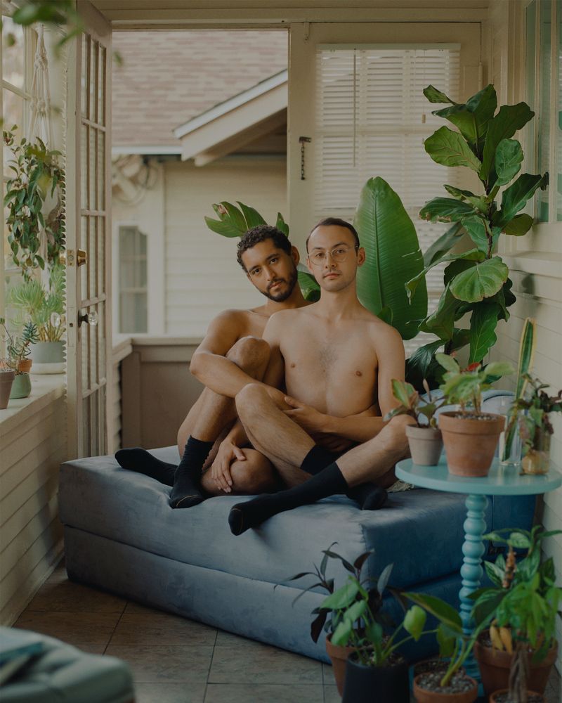 © Ryan Pfluger - Image from the Holding Space photography project