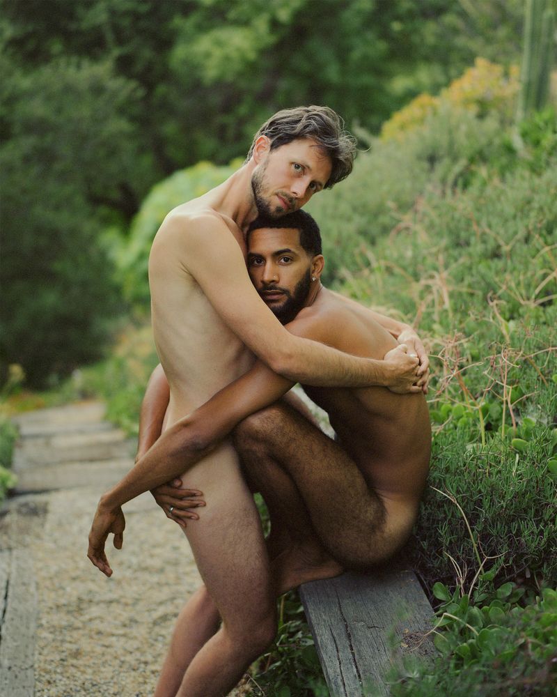 © Ryan Pfluger - Image from the Holding Space photography project