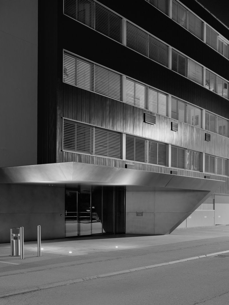 © Carlo Rusca - Image from the Turistica photography project