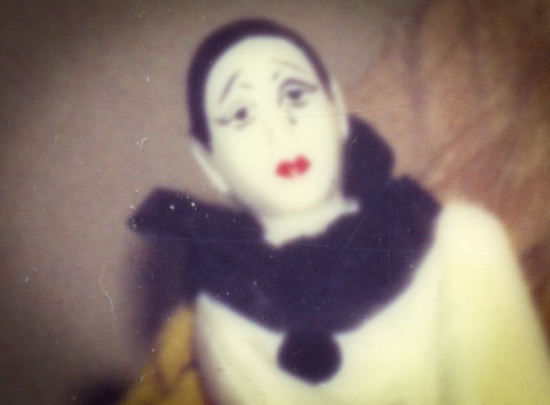 © Jantien de Bruin - Image from the Sister Love photography project