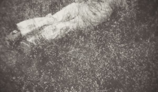 © Jantien de Bruin - Image from the Sister Love photography project