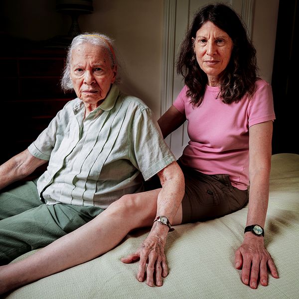 © Hannah Altman - Keeping Time