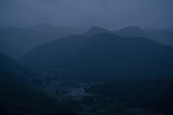 © Frédérique Gélinas - The road to Yegolé, following the Quechapa river.