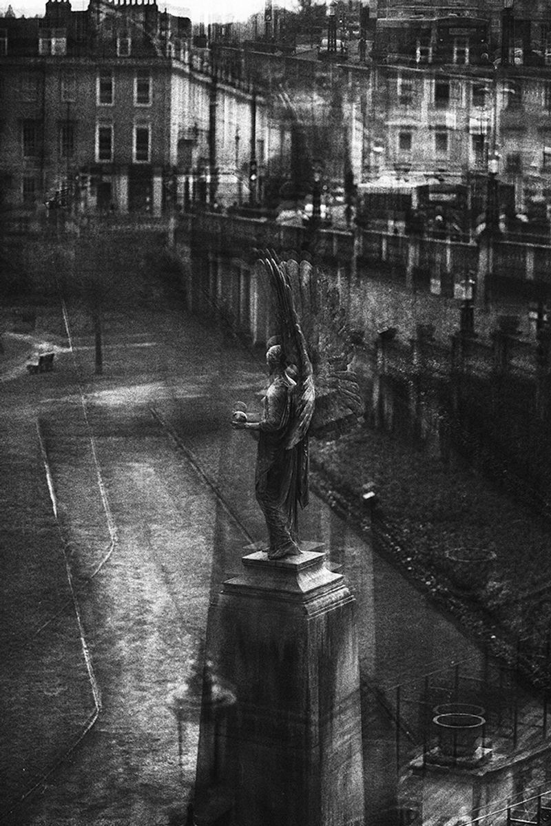 © Sveta Kaverina - Image from the Fly in Amber photography project