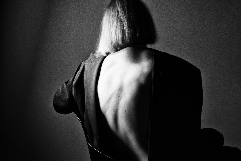 © Sveta Kaverina - Image from the Fly in Amber photography project