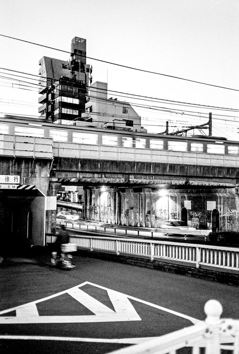 © Paweł Jaśkiewicz - Image from the TOKYO photography project
