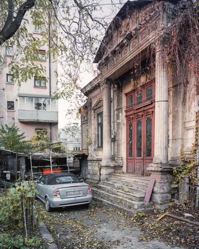 © Paweł Jaśkiewicz - Image from the Serene urbanism photography project