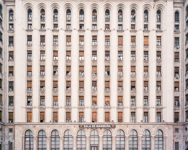 © Paweł Jaśkiewicz - Image from the Serene urbanism photography project