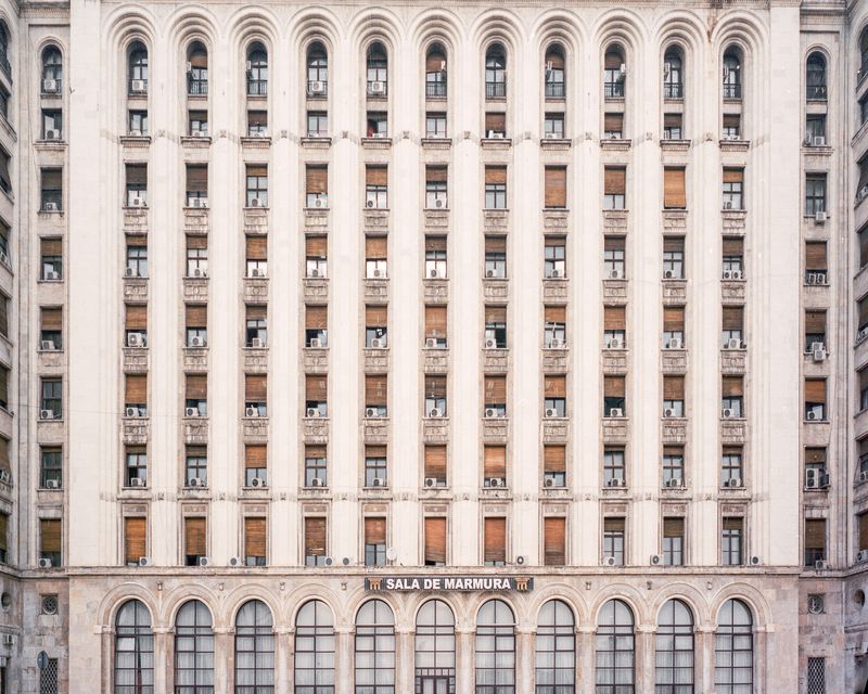 © Paweł Jaśkiewicz - Image from the Serene urbanism photography project