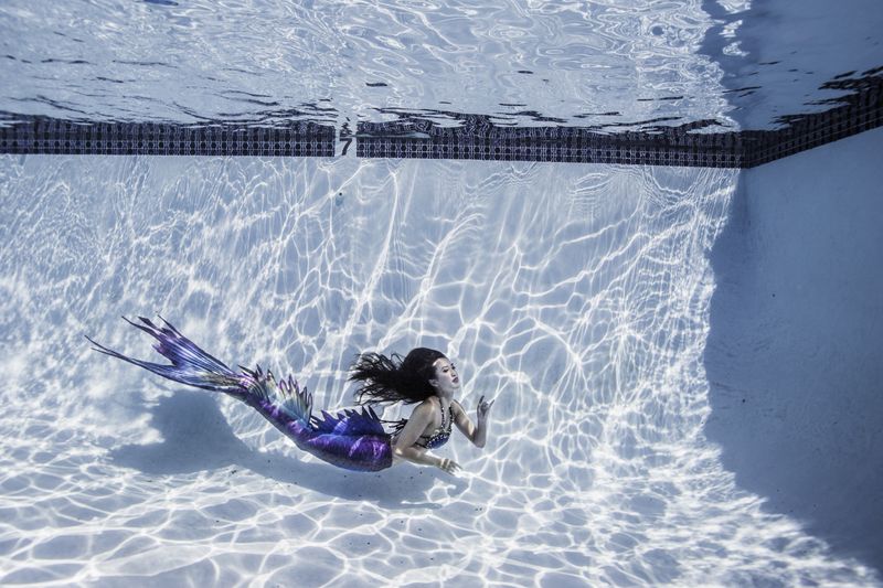 © Elisa Maenhout - Image from the Her mind swims at a depth most would drown in photography project