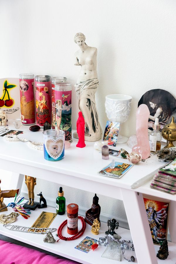 © Elisa Maenhout - Altar of Gabriela, CA, USA, 2025