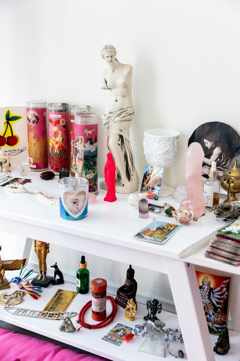 © Elisa Maenhout - Altar of Gabriela, CA, USA, 2025