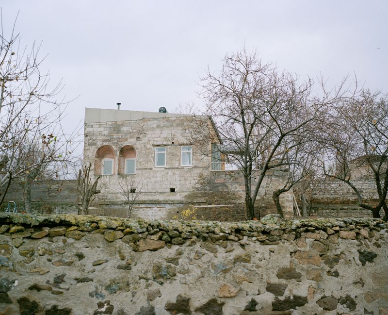 © Rebecca Topakian - Image from the Il Faut Que Les Braises De Constantinople S'envolent Jusqu'en Europe photography project