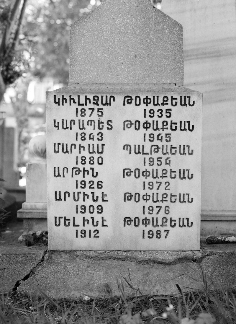 © Rebecca Topakian - Image from the Il Faut Que Les Braises De Constantinople S'envolent Jusqu'en Europe photography project