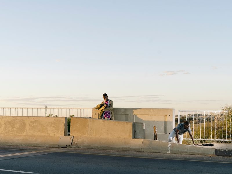 © Thero Makepe - Re Mmogo Akere?, 2024.