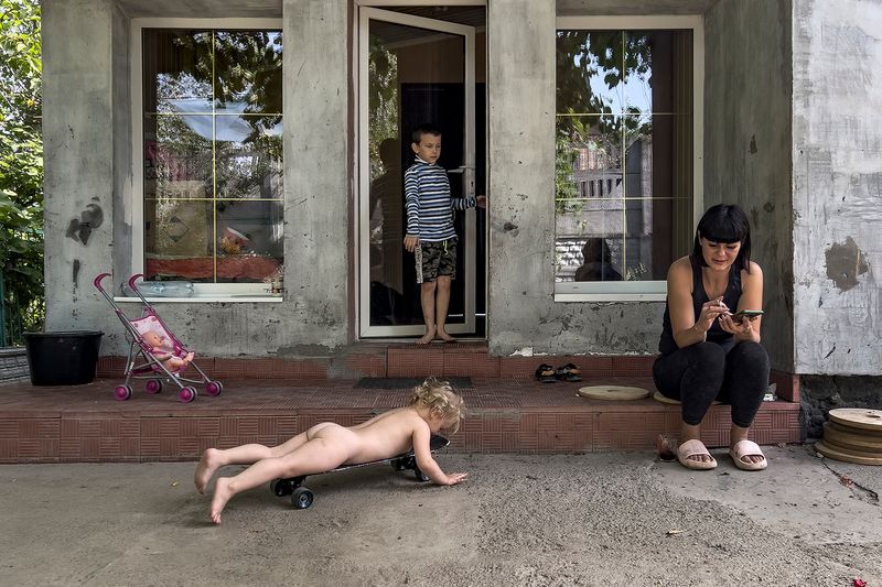 © Małgorzata Smieszek - Image from the Life goes on photography project