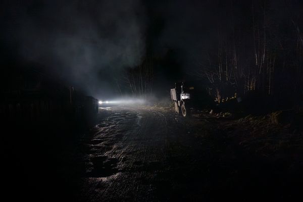 © Małgorzata Smieszek - Image from the The price of patriotism photography project