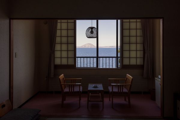 © George Nobechi - Sitting Room Memories, Hokkaido