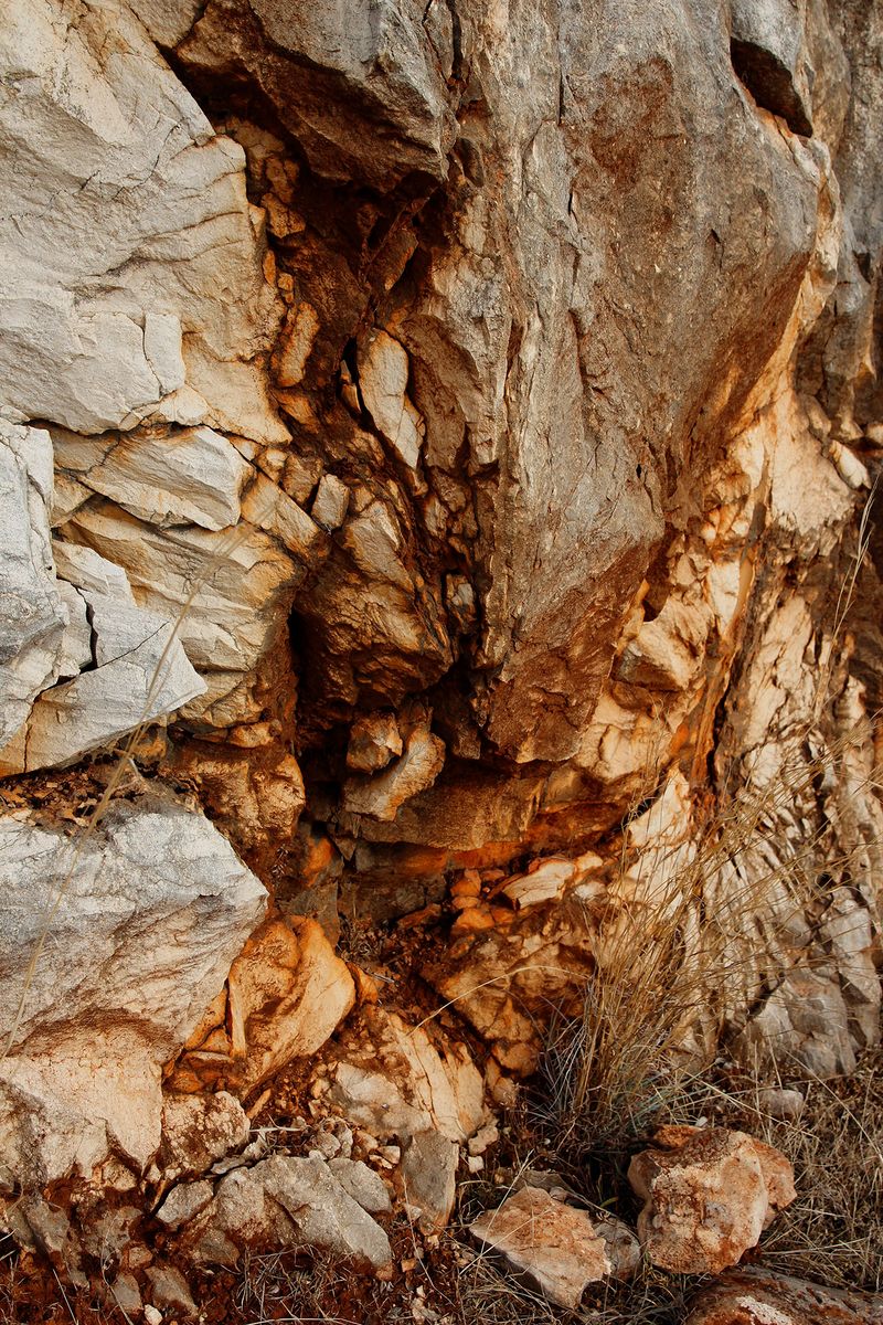 © Macarena Costan - Image from the Caliza photography project