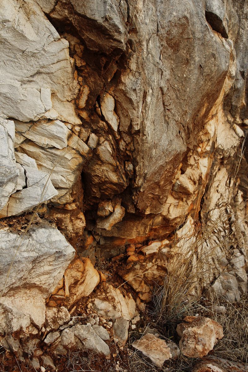 © Macarena Costan - Image from the Caliza photography project