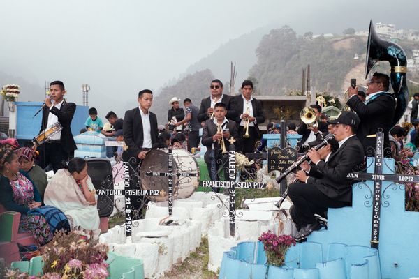 © Antonio Rodriguez - Image from the Dislocated Birds photography project