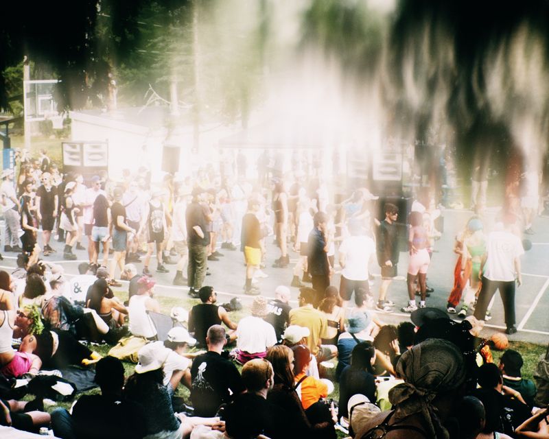 © Guarionex_jr - Image from the Assembly of Very Many Persons photography project