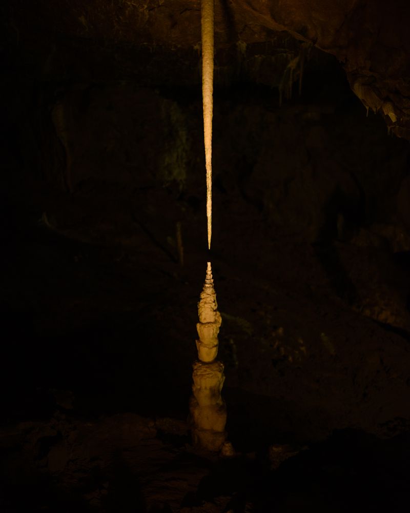 © Justus Lemm - Stalagmite & Stalactite, Sloup – šošůvka Cave, Czech Republic