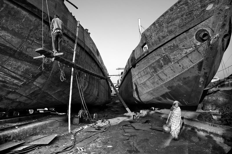 © Larry Louie - Image from the Ship Breaking - The World's Most Dangerous Job photography project