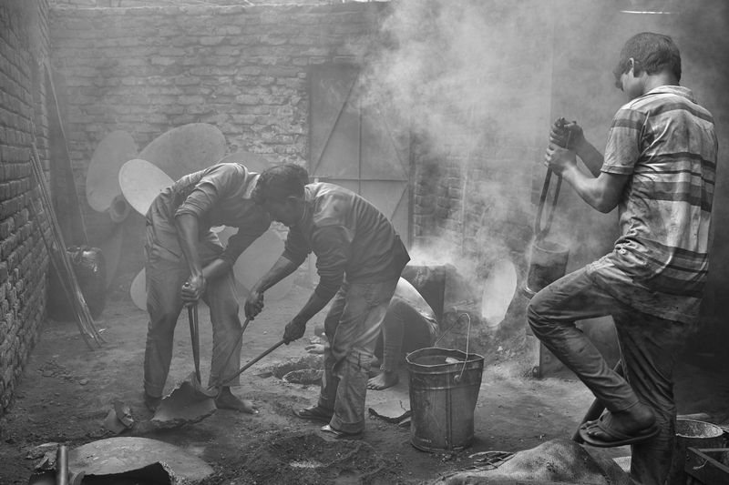 © Larry Louie - Image from the Ship Breaking - The World's Most Dangerous Job photography project