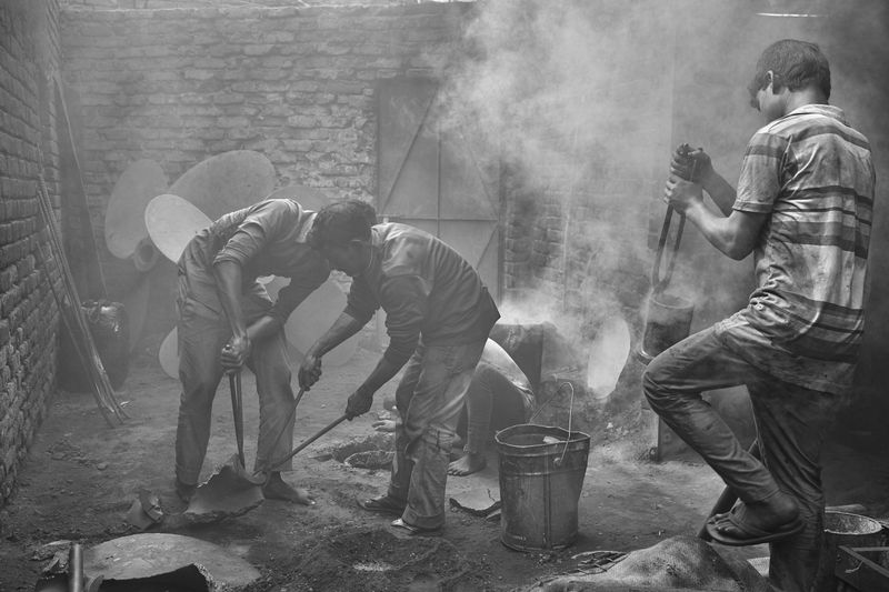 © Larry Louie - Image from the Ship Breaking - The World's Most Dangerous Job photography project