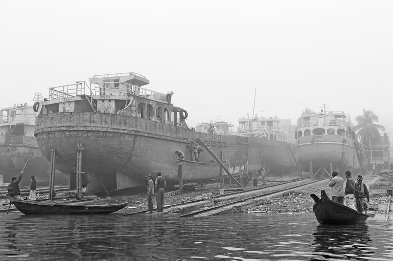 © Larry Louie - Image from the Ship Breaking - The World's Most Dangerous Job photography project