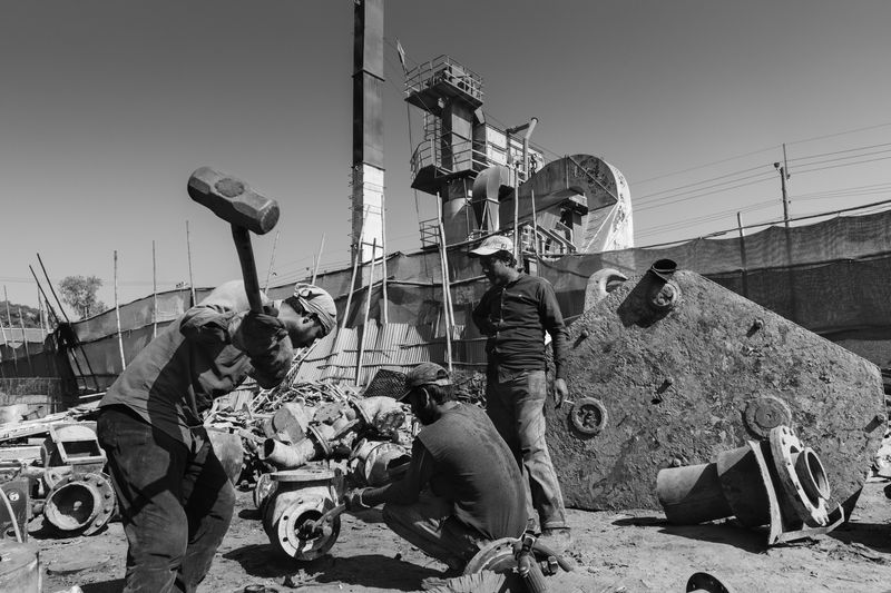 © Larry Louie - Image from the Ship Breaking - The World's Most Dangerous Job photography project