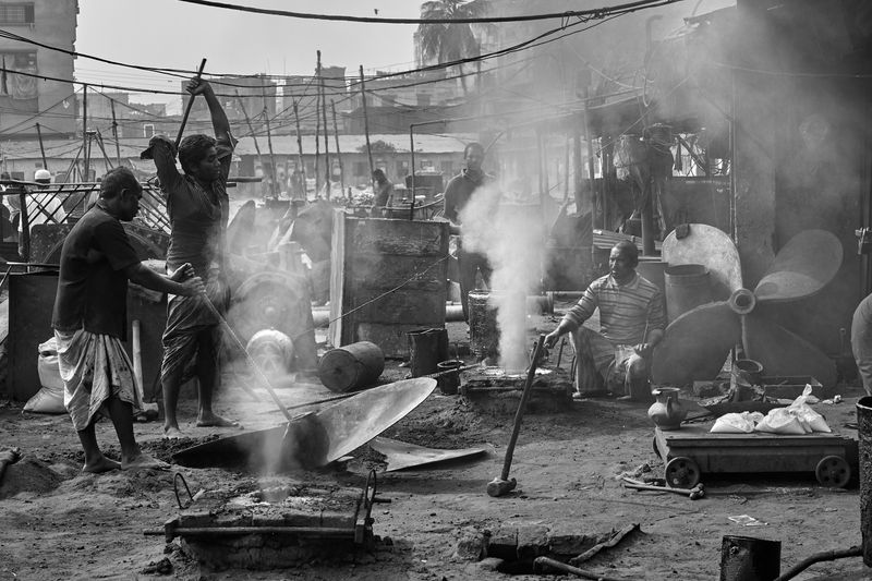 © Larry Louie - Image from the Ship Breaking - The World's Most Dangerous Job photography project