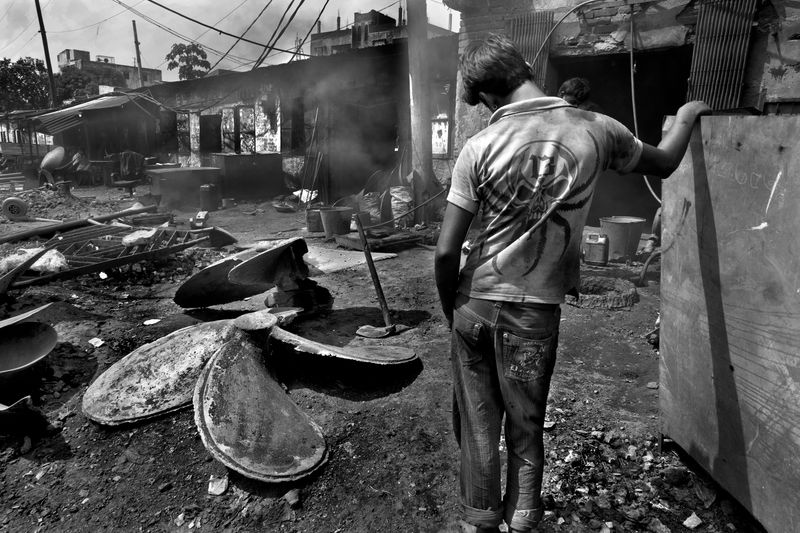 © Larry Louie - Image from the Ship Breaking - The World's Most Dangerous Job photography project