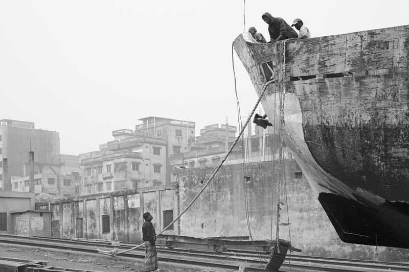 © Larry Louie - Image from the Ship Breaking - The World's Most Dangerous Job photography project