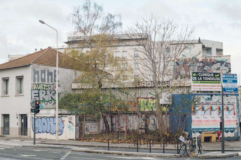 © Julien Paumelle - 45°44'53.3N 4°51'07.7E