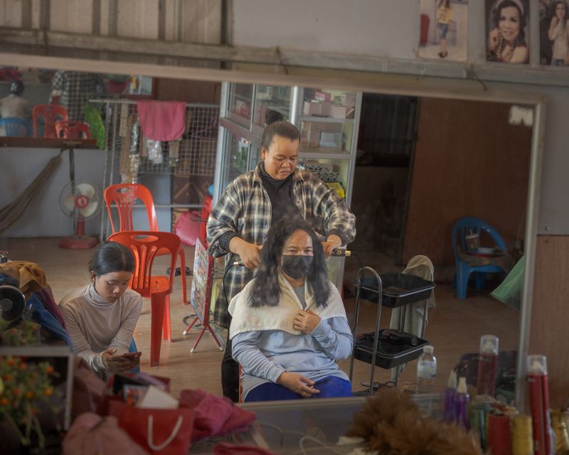 © Ponita Keo - Image from the Beauty and the Pigs photography project