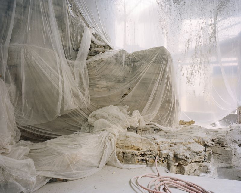© Clara Lacasse - Schales, 32 x 40 in, C-print, 2021