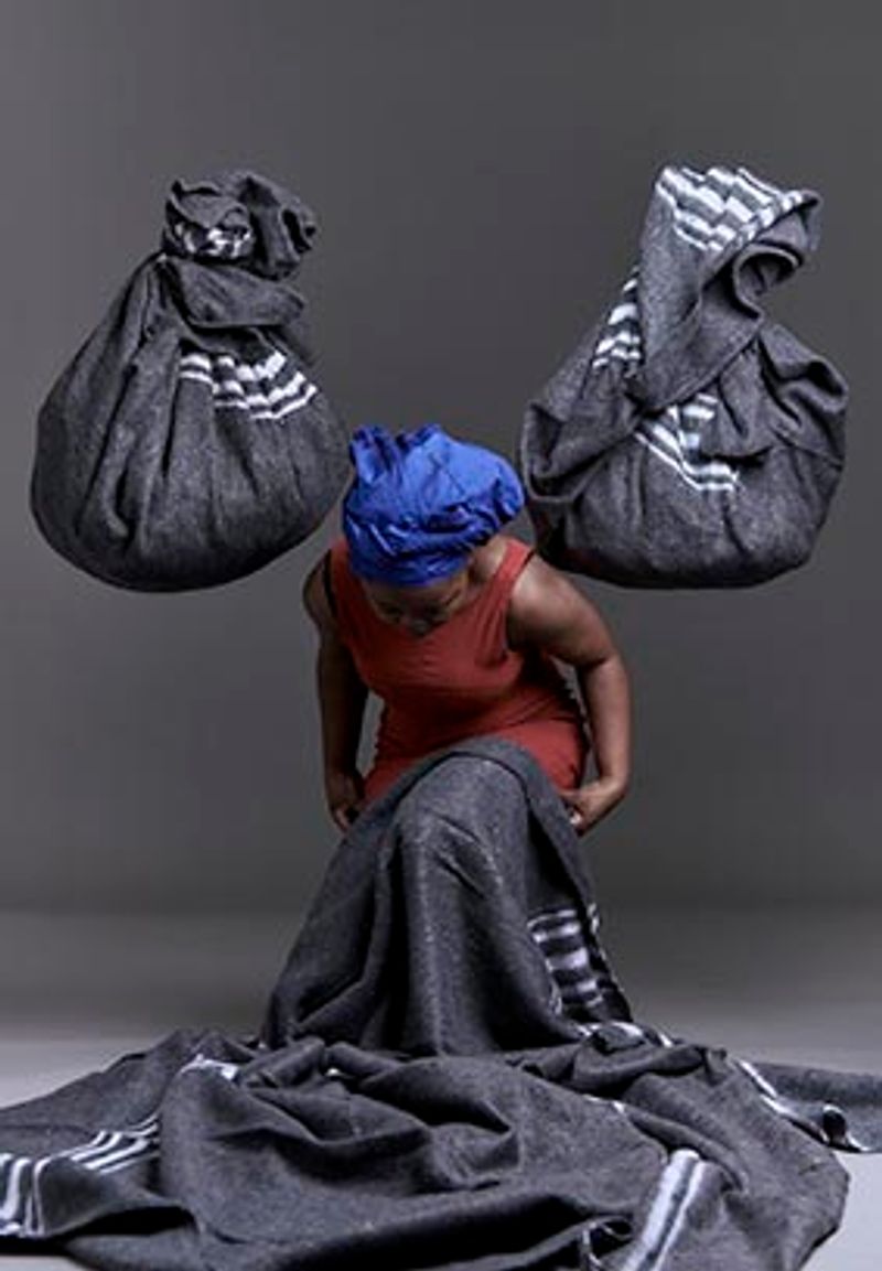 © Nobukho Nqaba  - Undibizela kuwe III