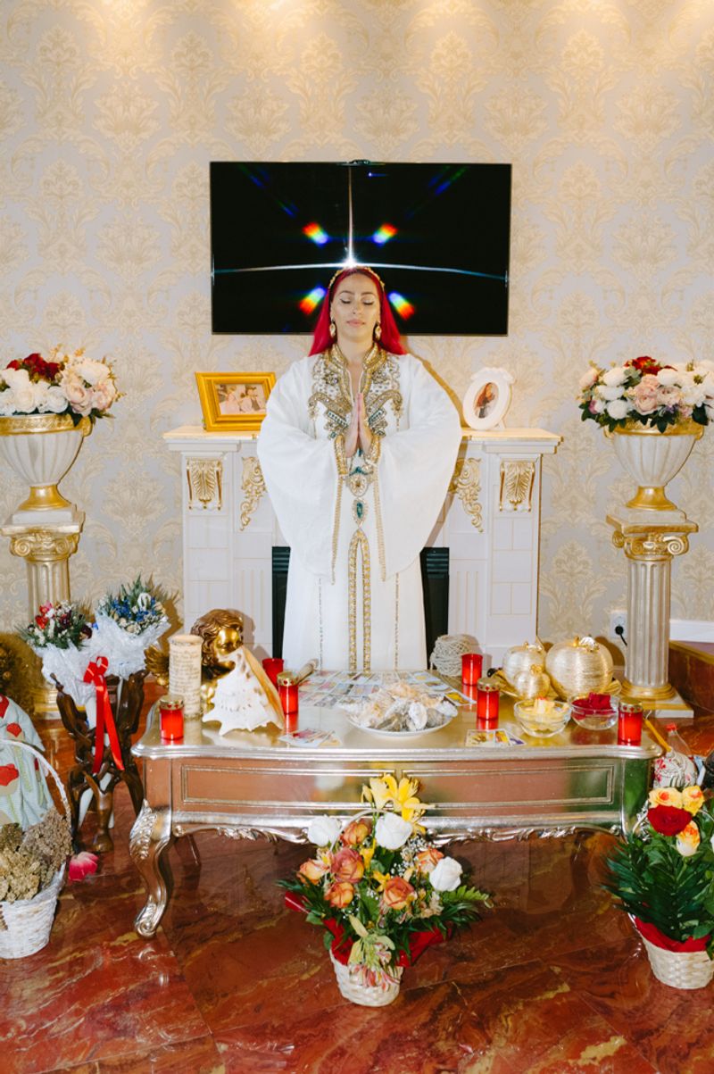 © Lucia Bláhová - Image from the Vrăjitoare photography project