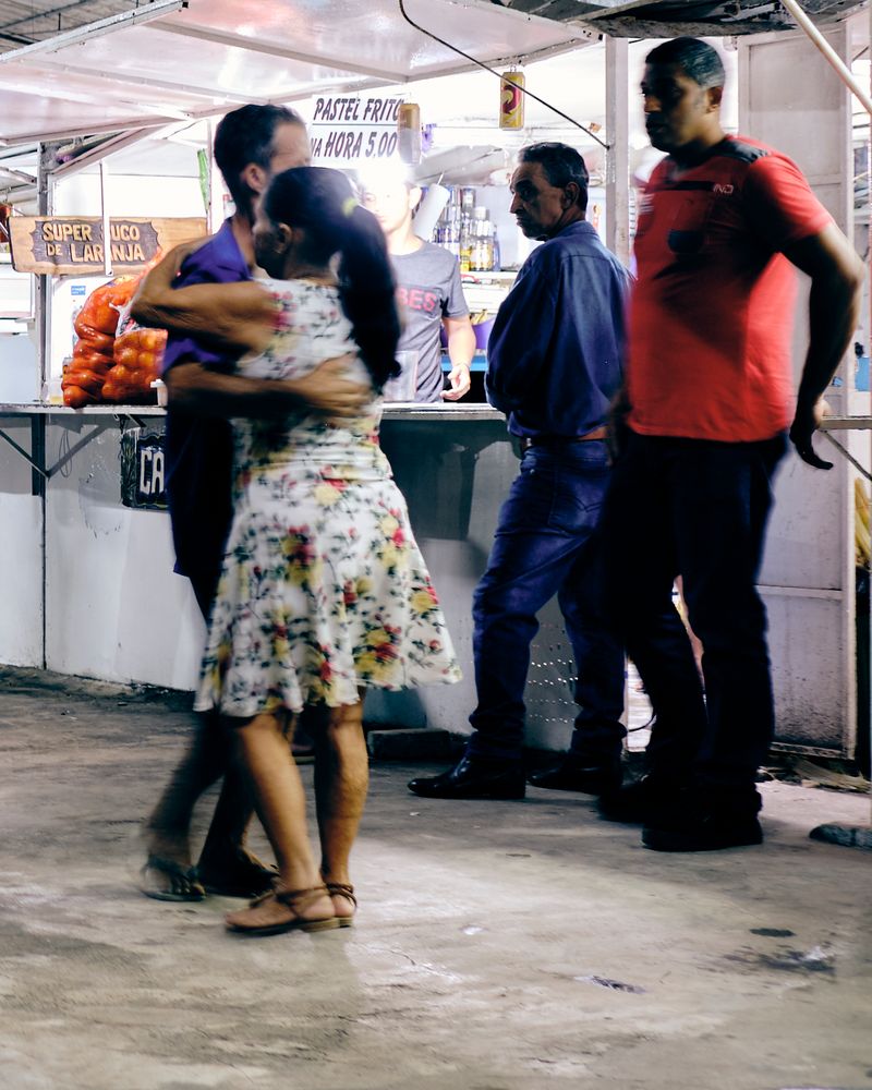 © Tati Vicedomine - Image from the Dance at the fair photography project