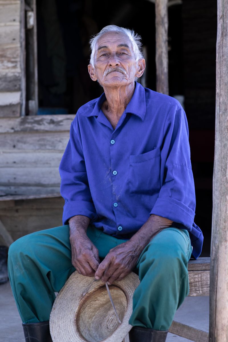 © Mehdi Maciej Benembarek - Image from the TOBACCO FARMS & GUAJIROS IN VINALES, CUBA photography project