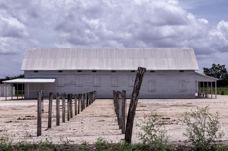 © Mehdi Maciej Benembarek - Image from the Mennonite communities in Belize photography project