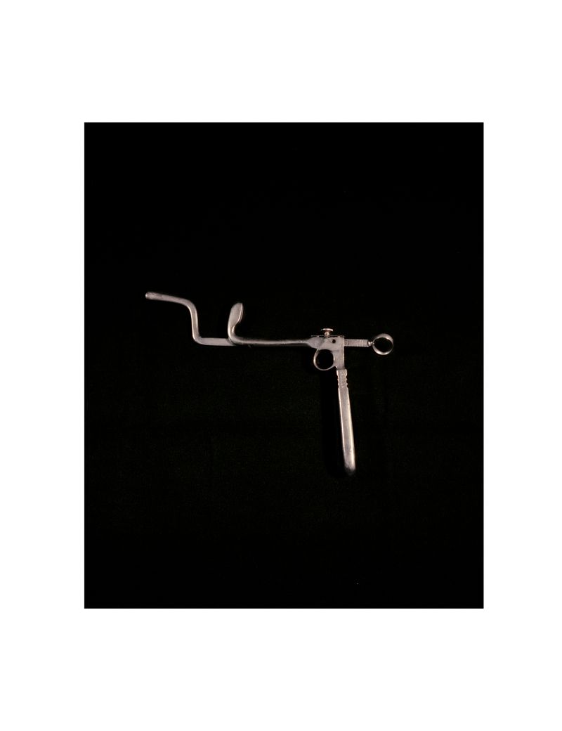 © Amelie Sachs - Image from the The Thief of Womanhood photography project