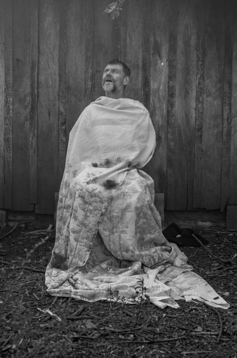 © Luiza Kons - Image from the In the name of the mother and the father photography project